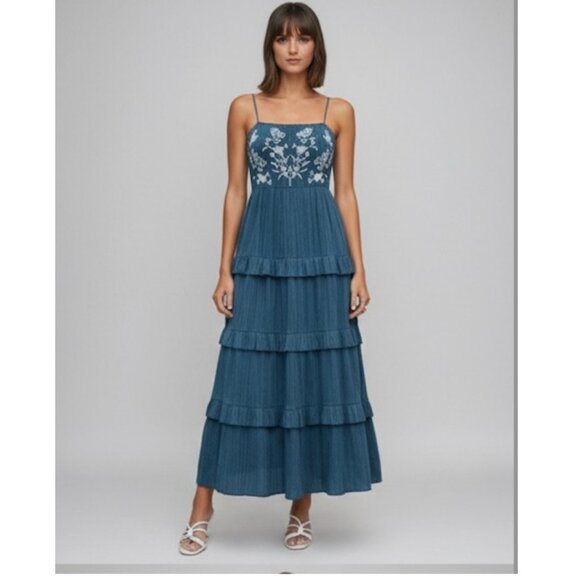 Dresses & Skirts - Floral Embroidered Layered Hem Cami Dress